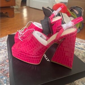 Forever 21 Pink Croc-Embossed Heels
